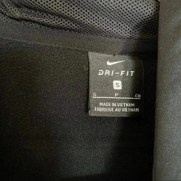 Nike Black Hooded Sweater - Picture 5 of 7